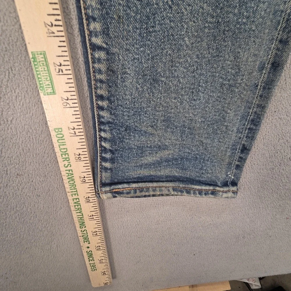 Levis important sizing